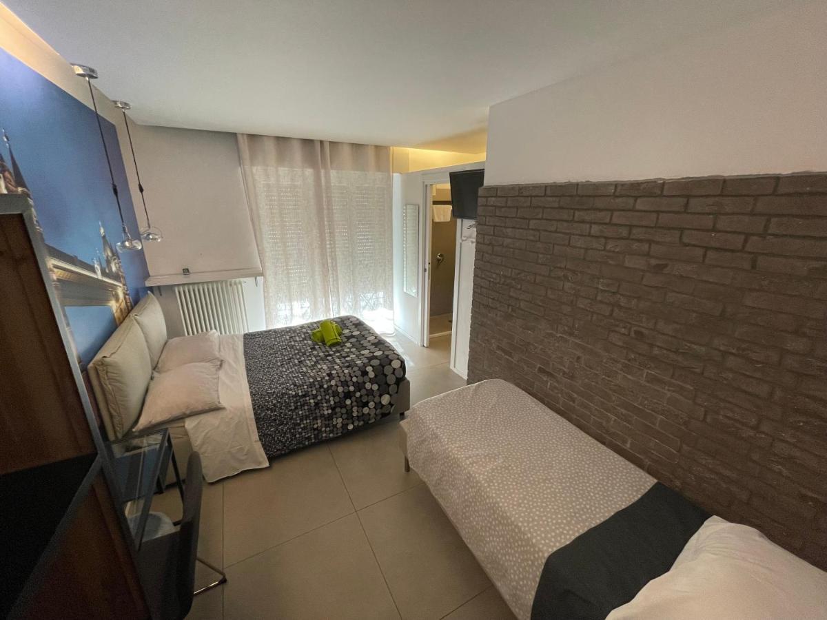Smile Accomodation Sarre 外观 照片