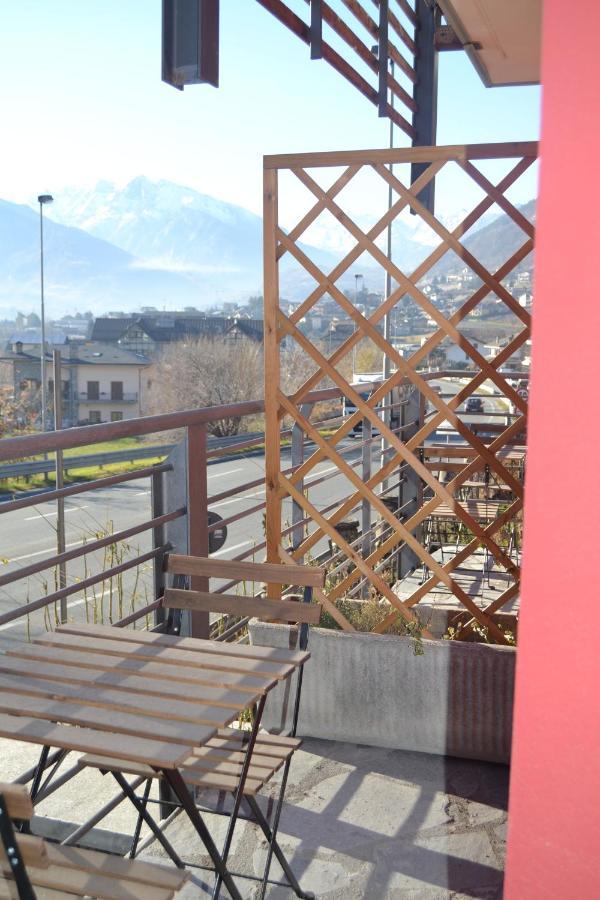 Smile Accomodation Sarre 外观 照片